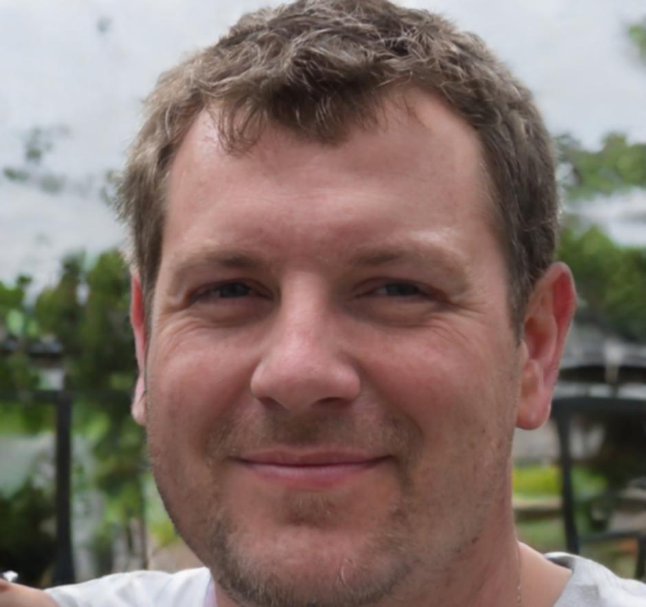 Carlos Mendoza, Instructor Principal