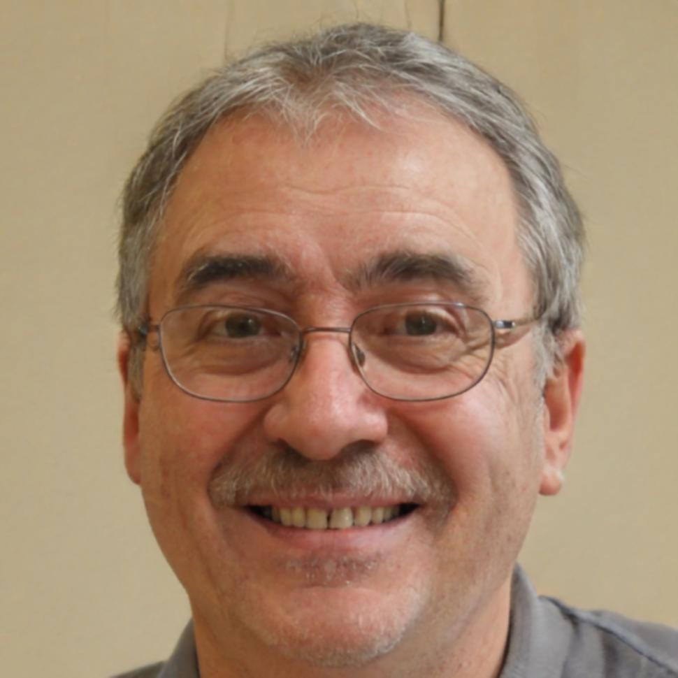 Roberto Jiménez, Consultor Senior